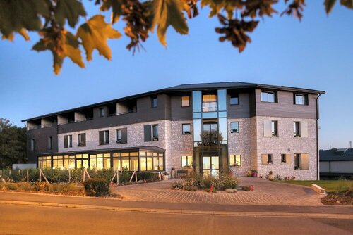 Гостиница Hotel Les Grains D'argent в Эперне