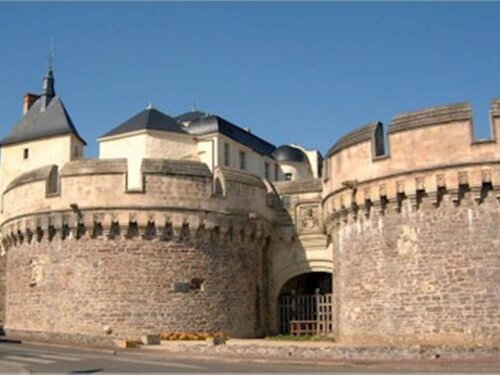 Гостиница Résidence les Douves в Ансенях