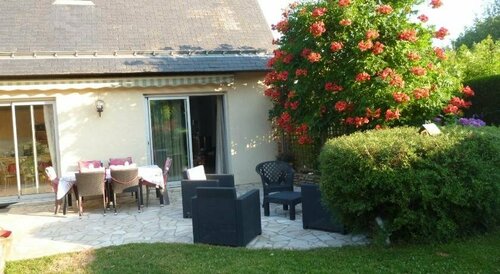 Гостиница Chez Bernard Et Nicole в Фужер-Витре