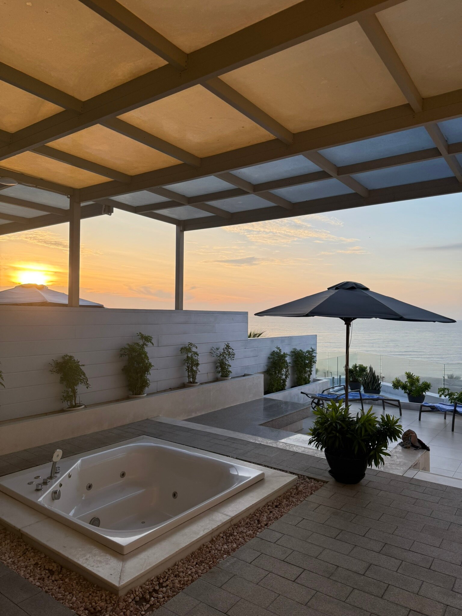 Фото The Cliff Resort & Residences