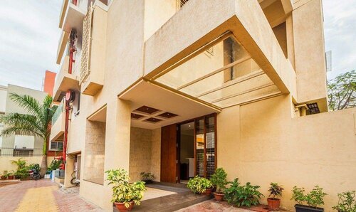 Гостиница Abode Service Apartments and Rooms в Нашике