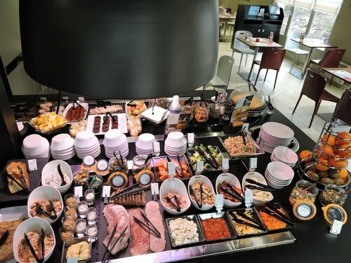 Гостиница Campanile Hôtel Auch в Оше