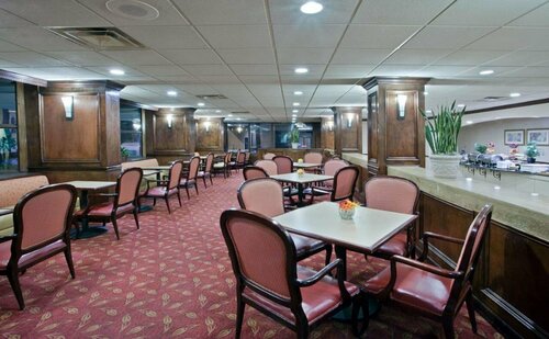 Гостиница La Quinta Inn & Suites by Wyndham Downtown Conference Center в Джэксонвилле