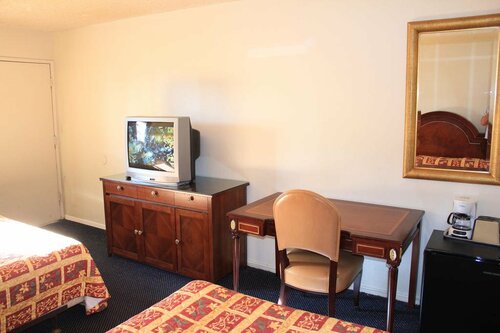 Гостиница Valley Hotel в Розмиде