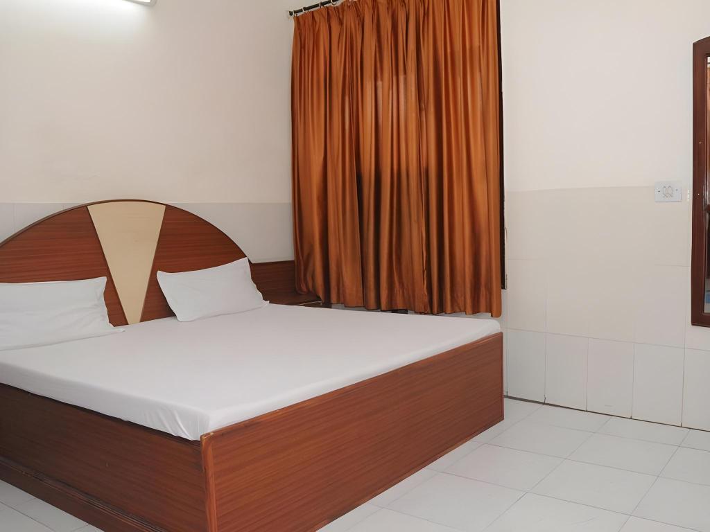 Фото Hotel Surya Palace