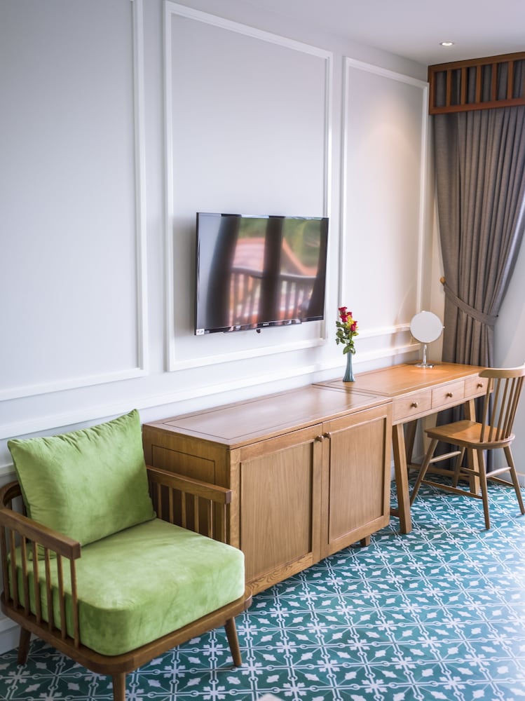 Фото Vinh Hung Old Town Hotel