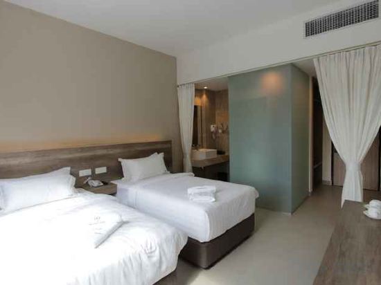 Фото D&f Boutique Hotel Seremban 2