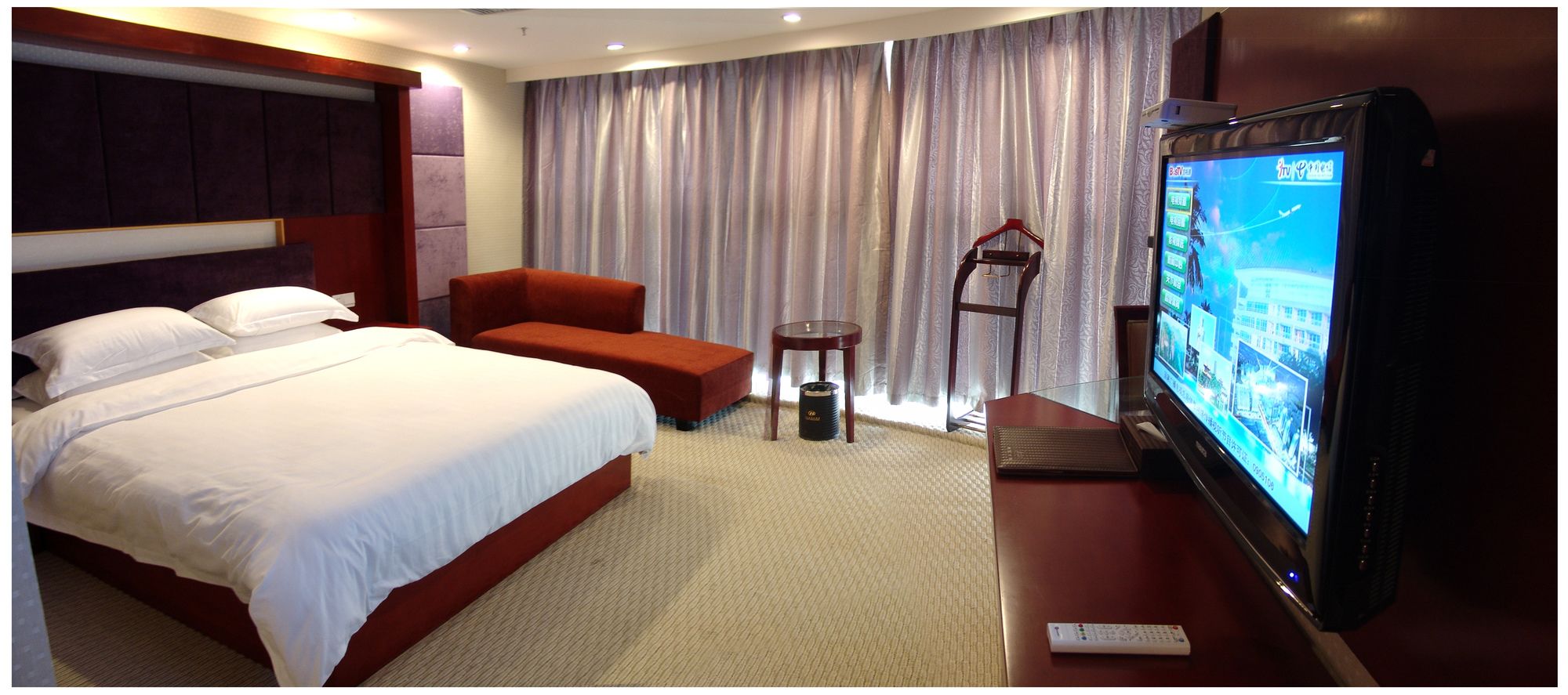 Фото Xiamen Hooray Hotel