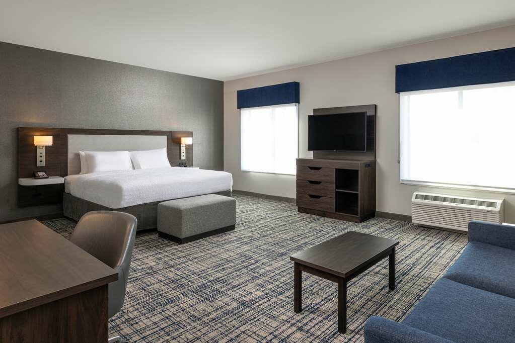 Фото Hampton Inn & Suites Manteca