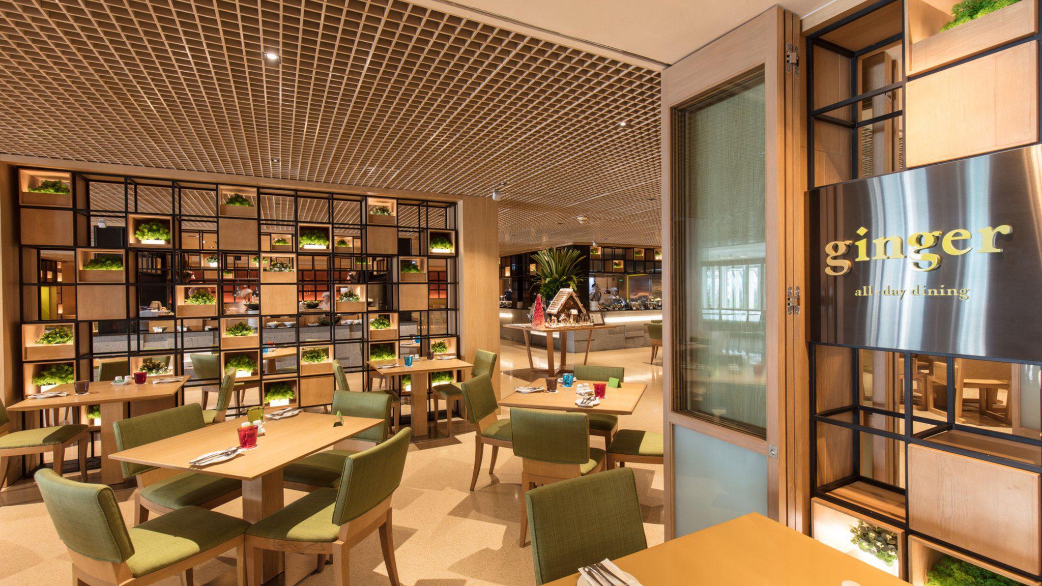 Фото Holiday Inn Bangkok, an Ihg Hotel