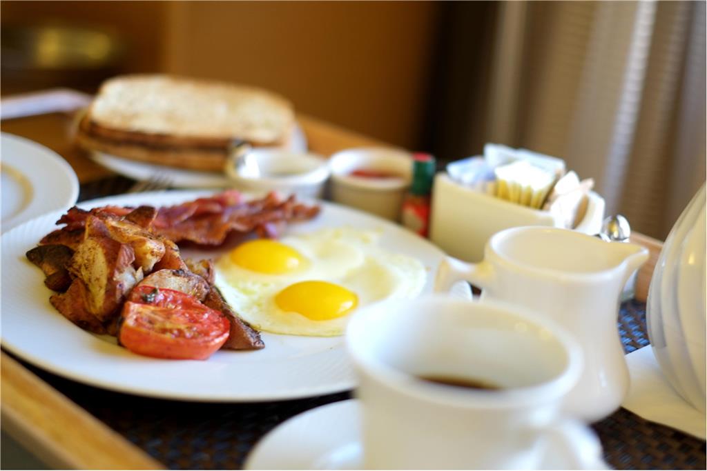 Фото DoubleTree by Hilton Fresno Convention Center