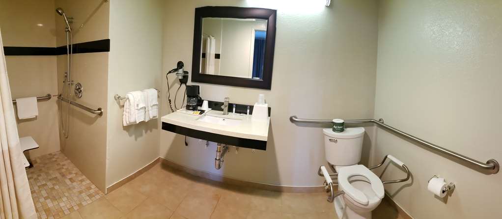 Фото SureStay Hotel by Best Western Vallejo Napa Valley