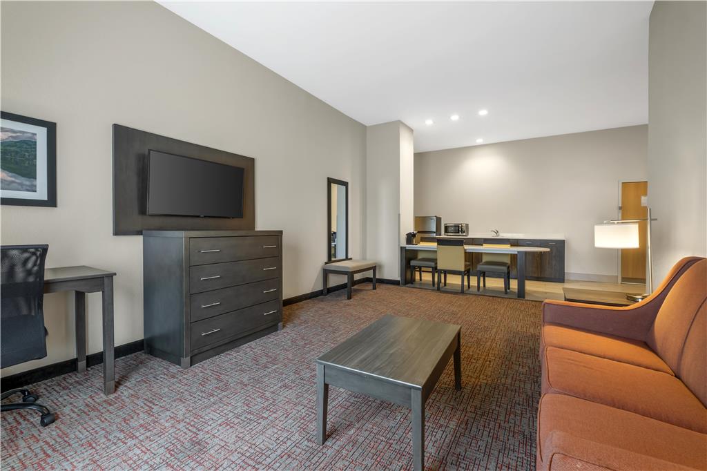 Фото B/w Plus Elizabethtown Inn & Suites