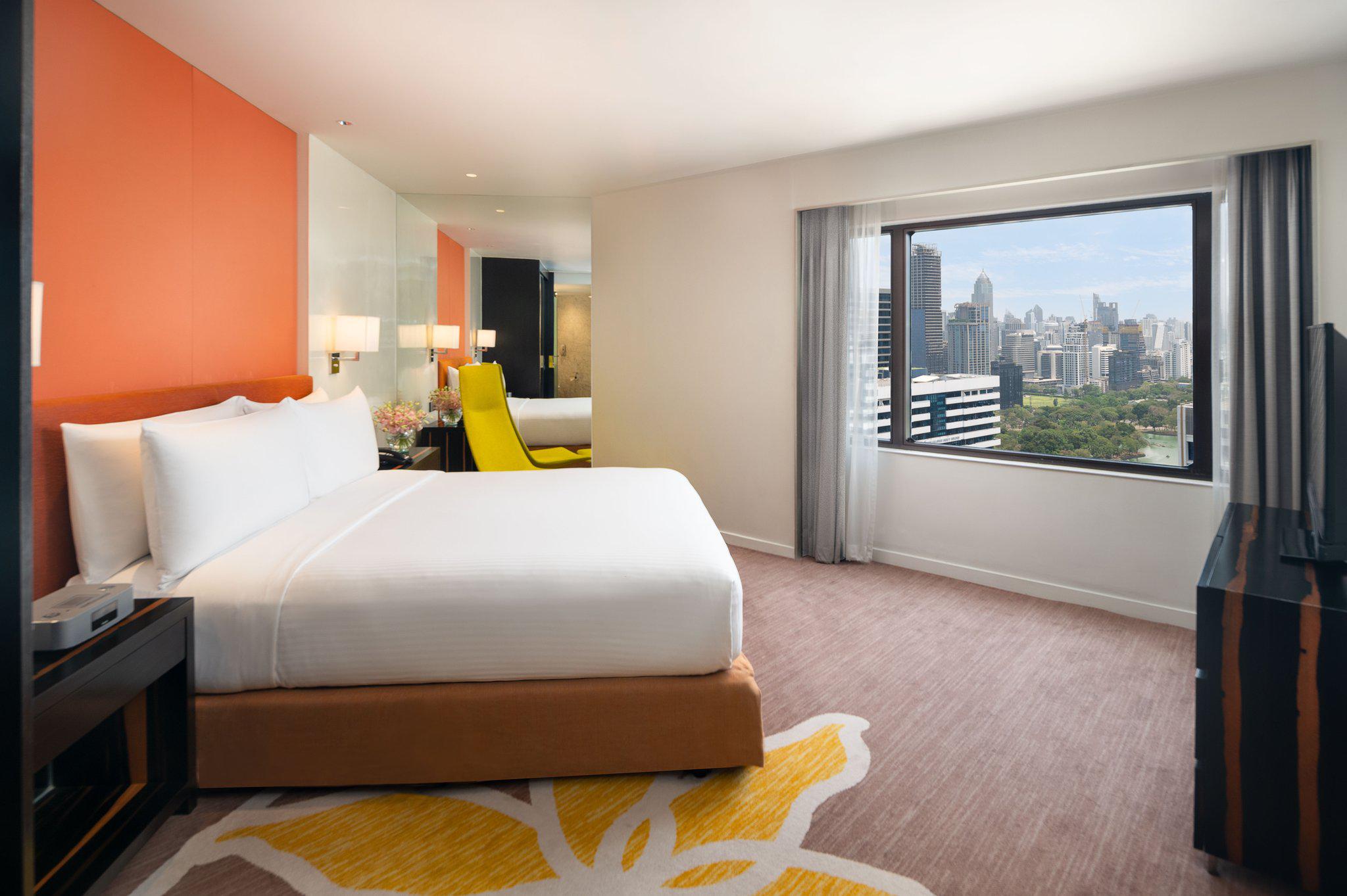 Фото Crowne Plaza Bangkok Lumpini Park, an Ihg Hotel