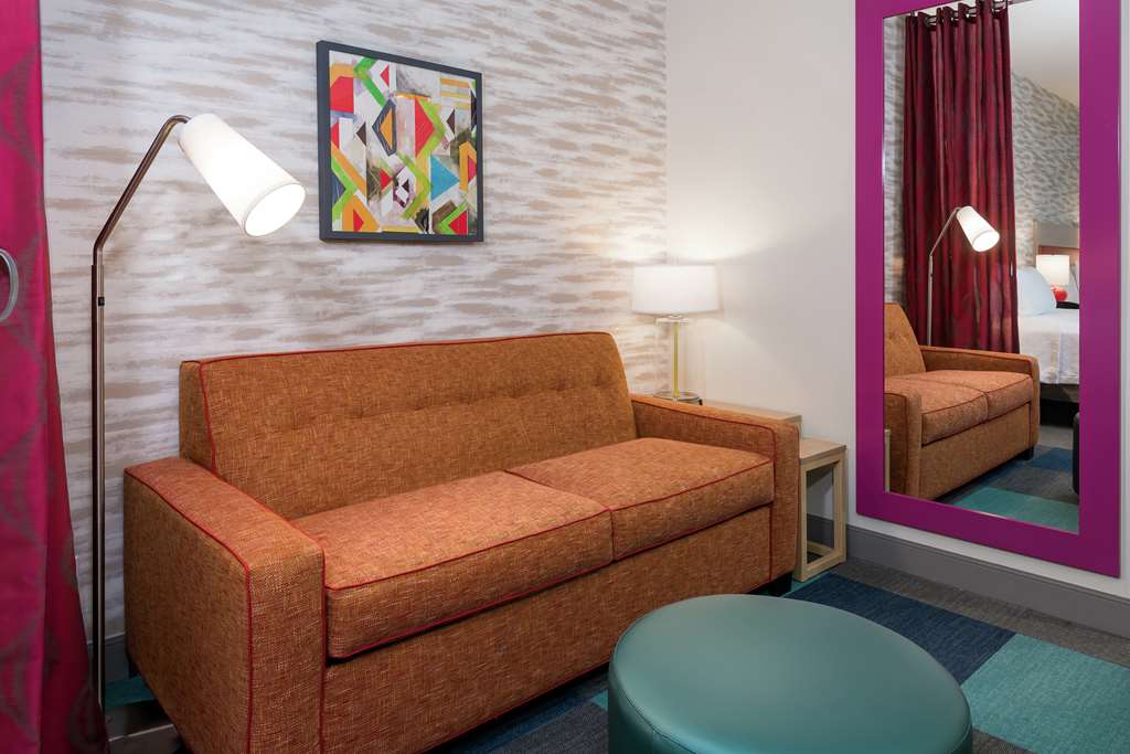Фото Home2 Suites by Hilton Orlando Near Ucf