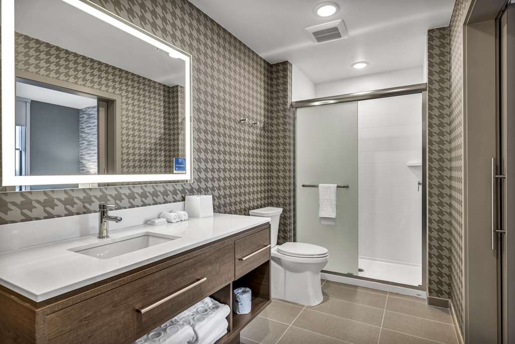 Фото Home2 Suites by Hilton Raleigh State Arena