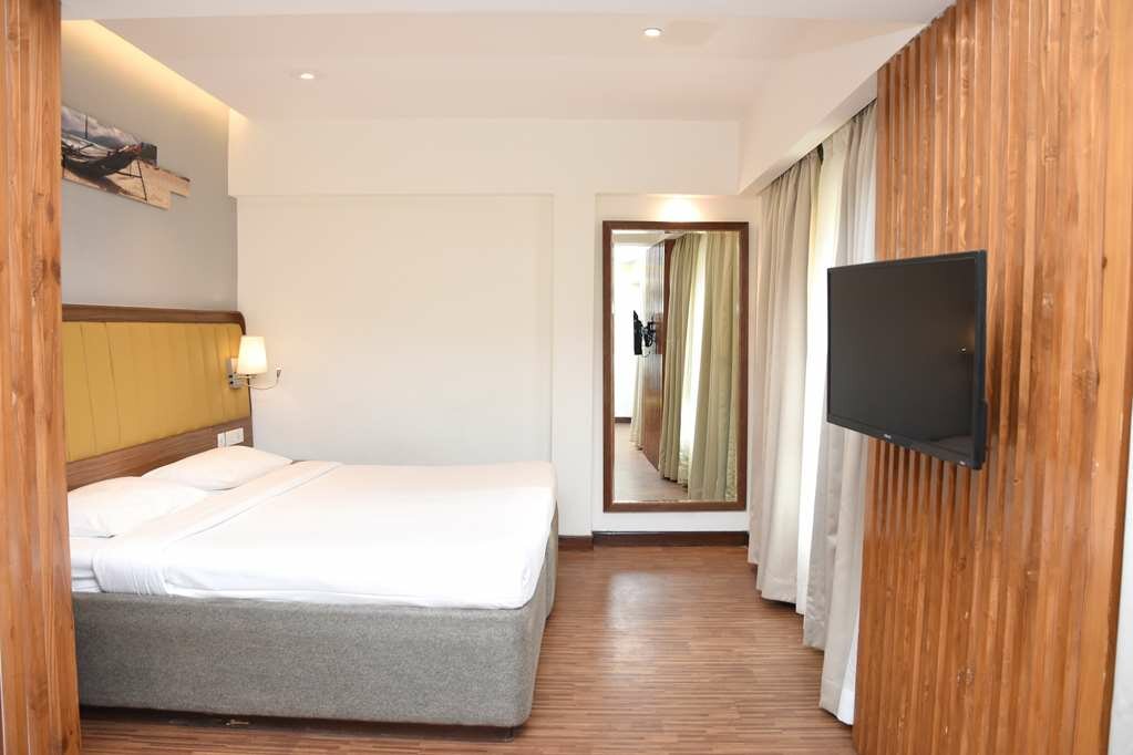 Фото Park Inn by Radisson Goa Candolim