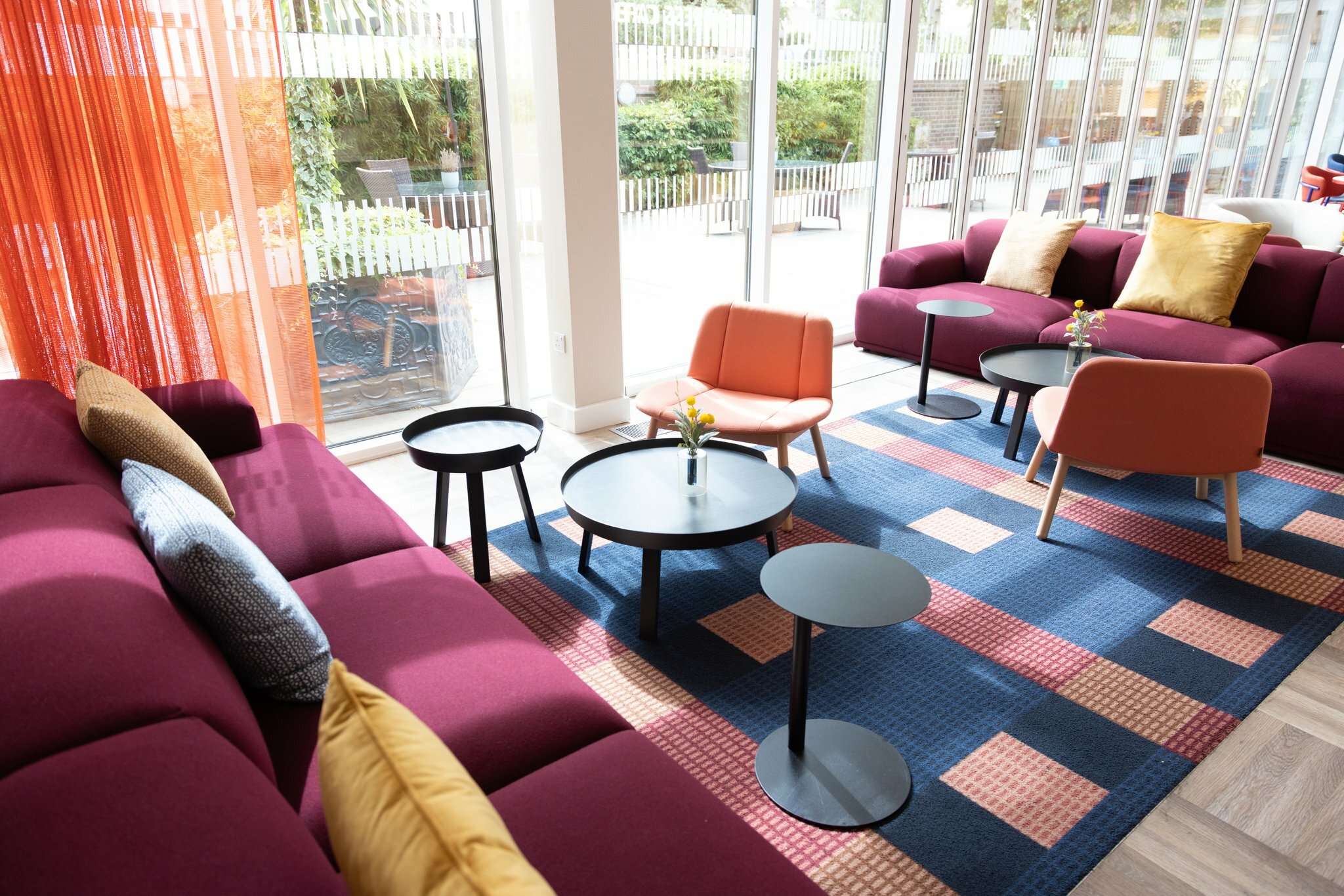 Фото Holiday Inn Express Windsor, an Ihg Hotel