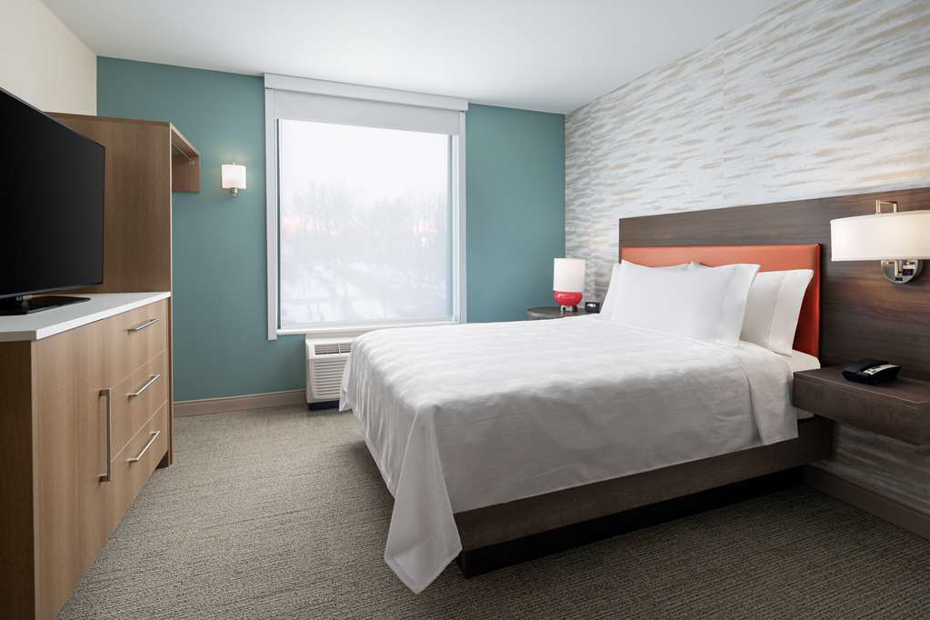 Фото Home2 Suites by Hilton Des Moines at Drake University
