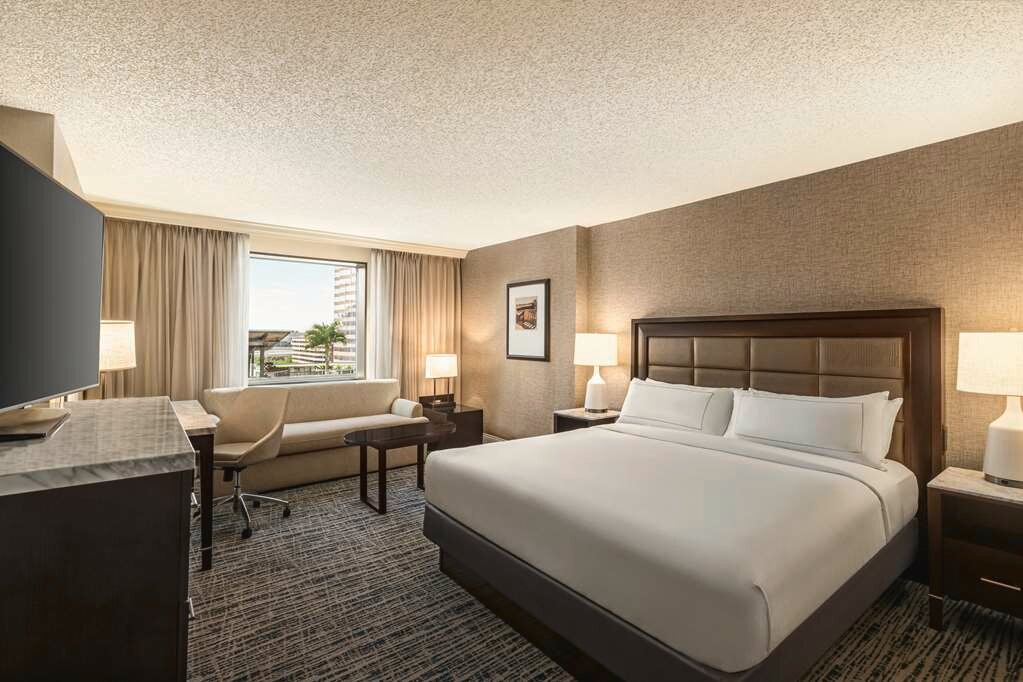 Фото Hilton Tampa Downtown