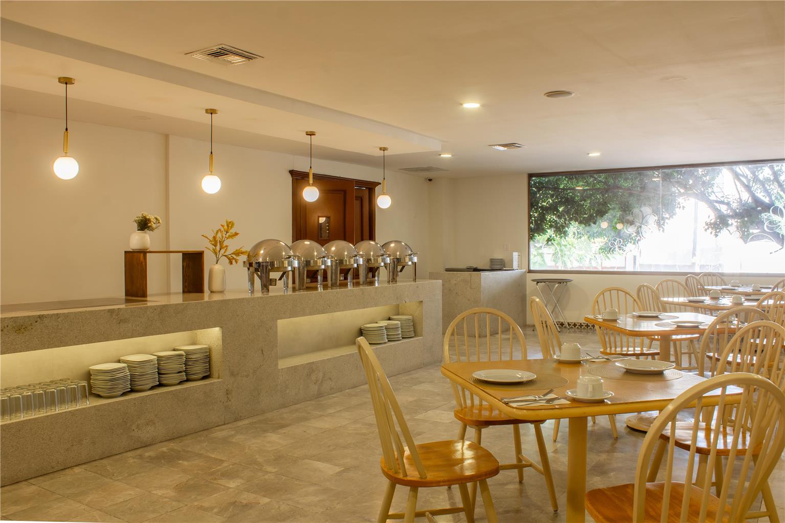 Фото Best Western Plus Plaza Florida & Tower