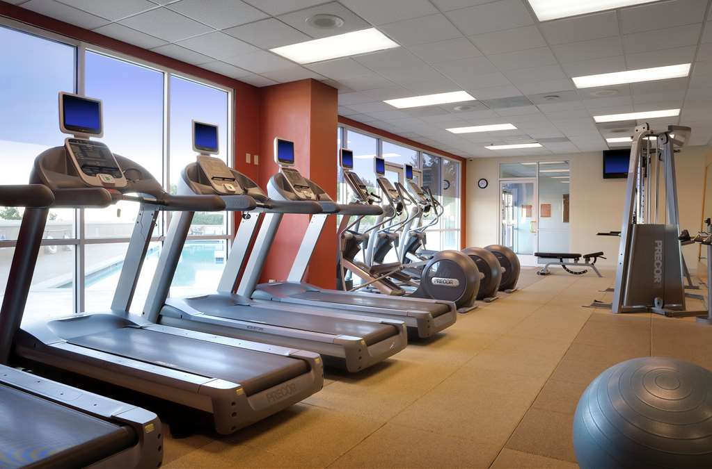 Фото DoubleTree by Hilton Hotel Modesto