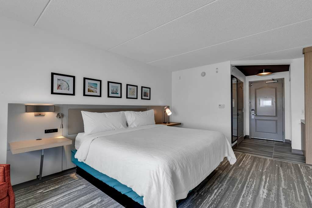 Фото Hilton Garden Inn Myrtle Beach/Coastal Grand Mall
