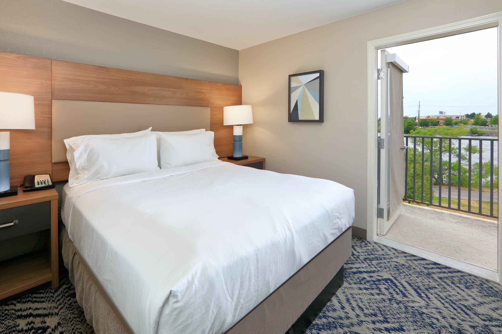 Фото Candlewood Suites Idaho Falls, an Ihg Hotel