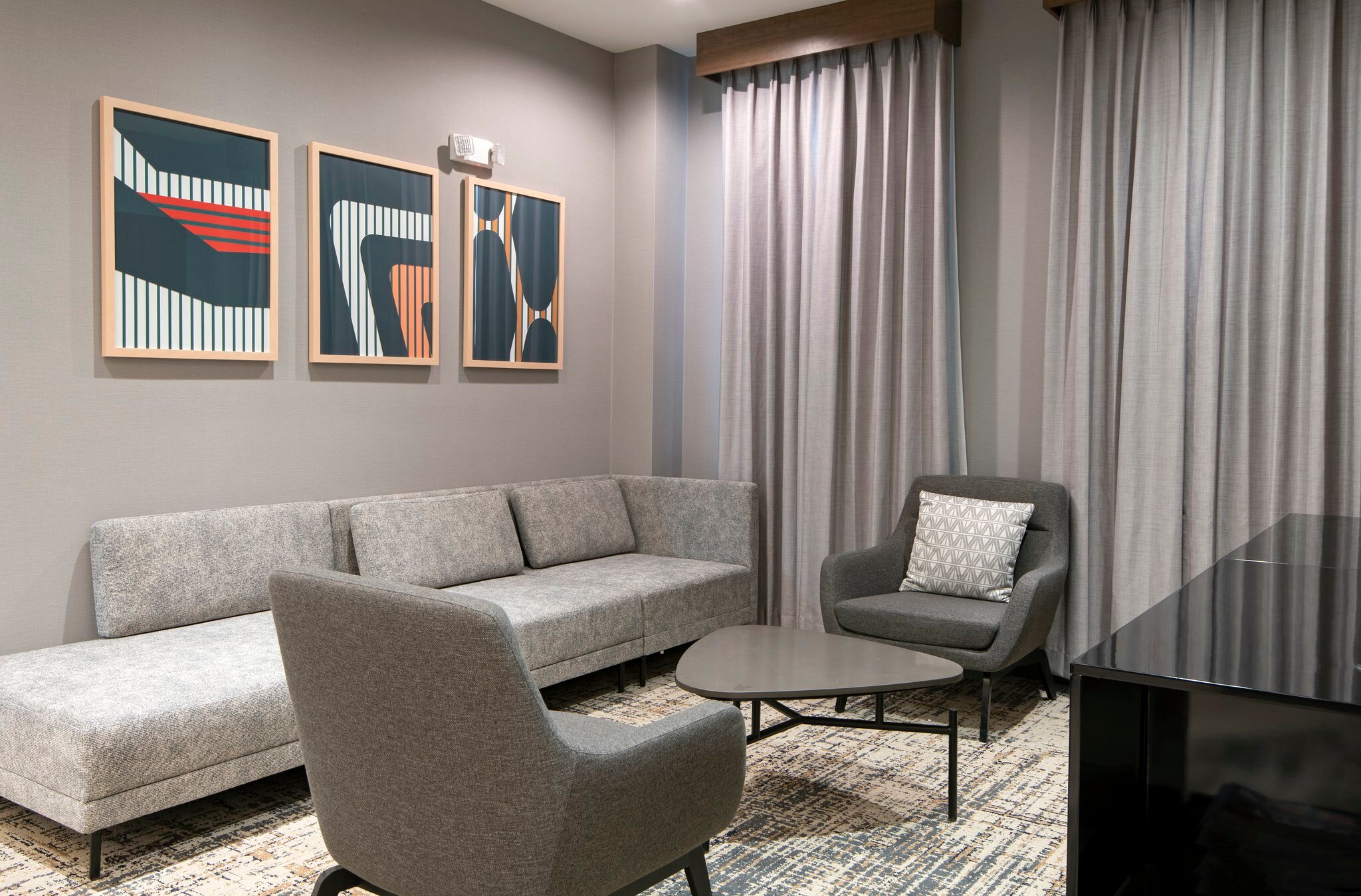 Фото Holiday Inn Hotel and Suites-Kamloops