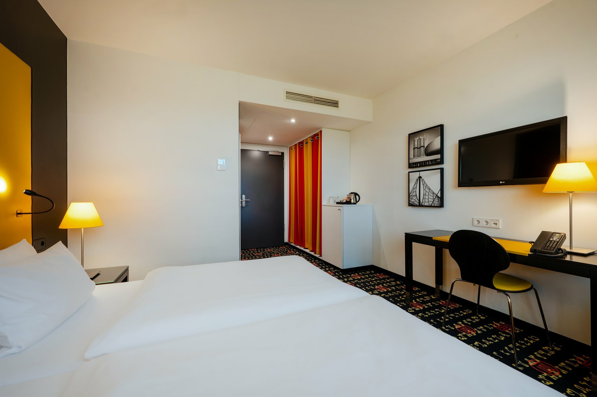 Фото Holiday Inn Munich - Westpark