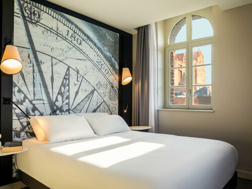 Гостиница Mercure Beauvais Centre Cathedrale в Бове