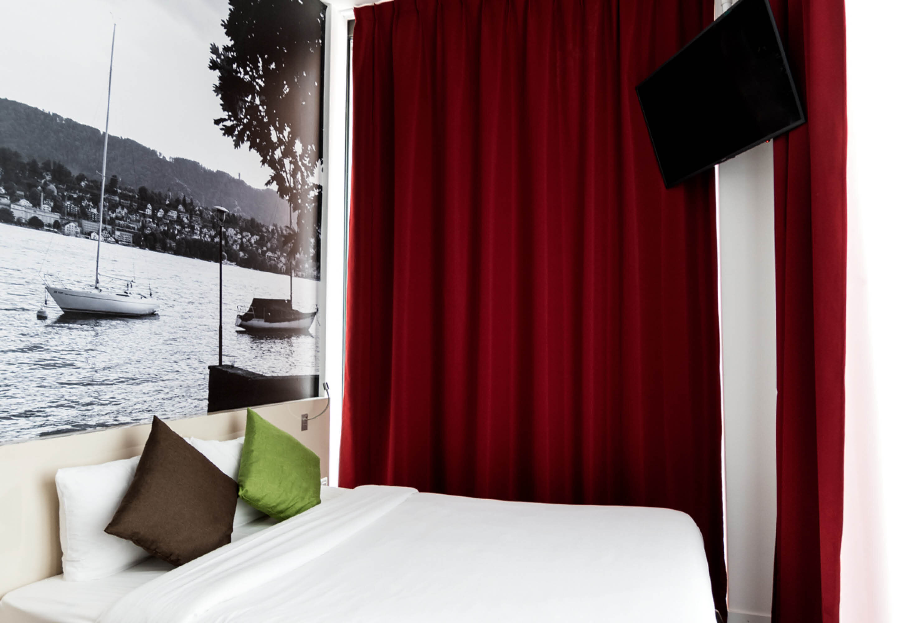 Фото B&b Hotel Zürich East Wallisellen