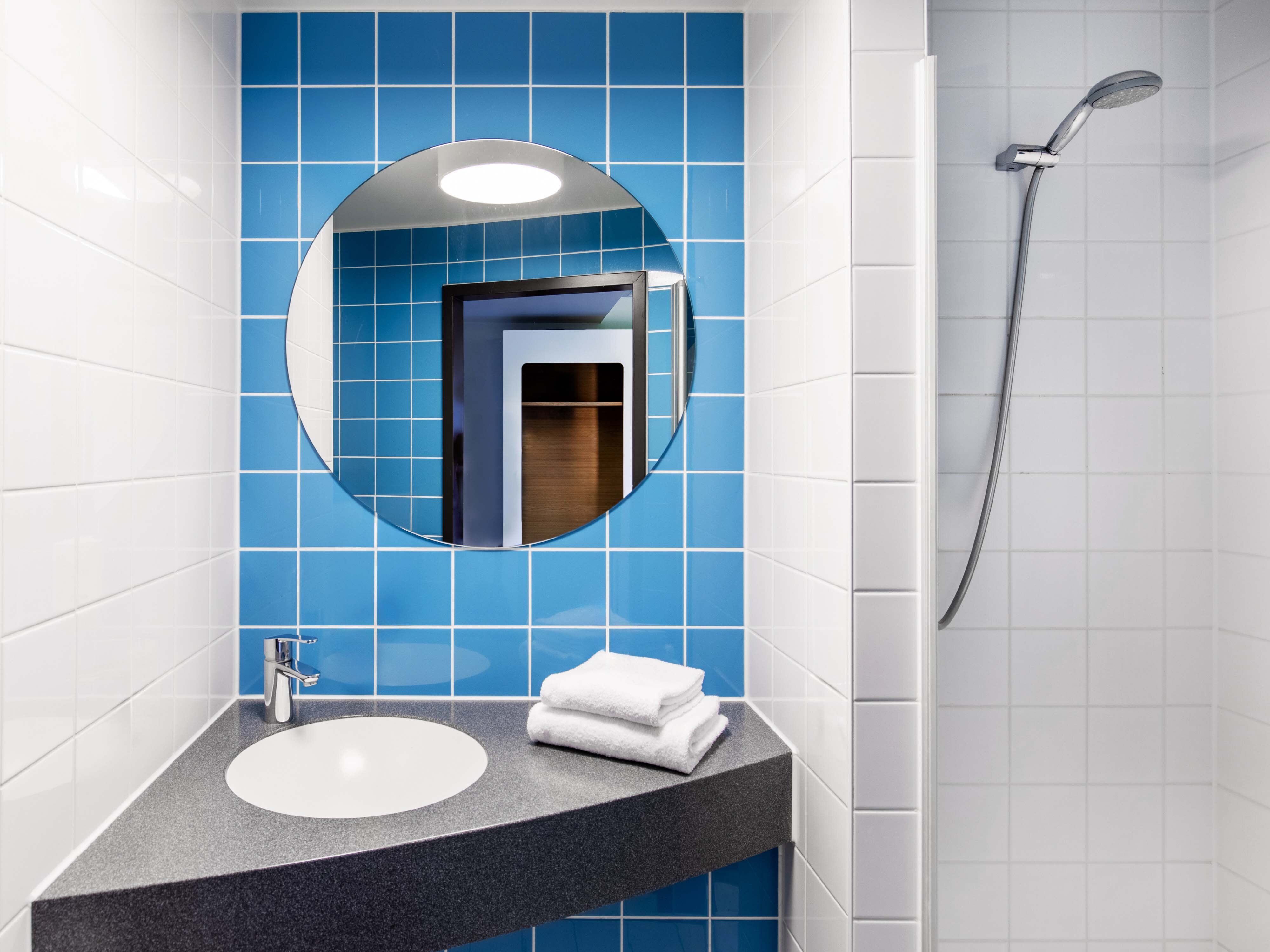 Фото B&b Hotel Hamburg-Wandsbek