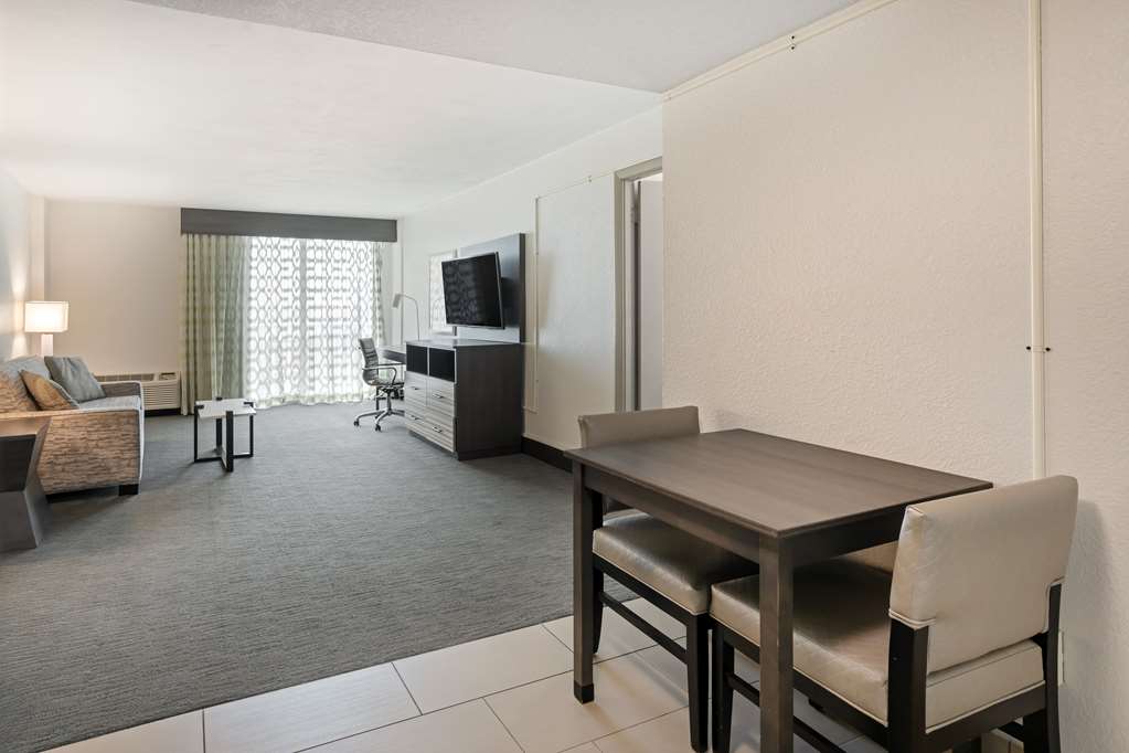 Фото Best Western Plus Daytona Inn Seabreeze Oceanfront