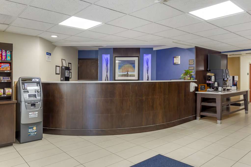 Фото Best Western Plus Berkshire Hills Inn & Suites