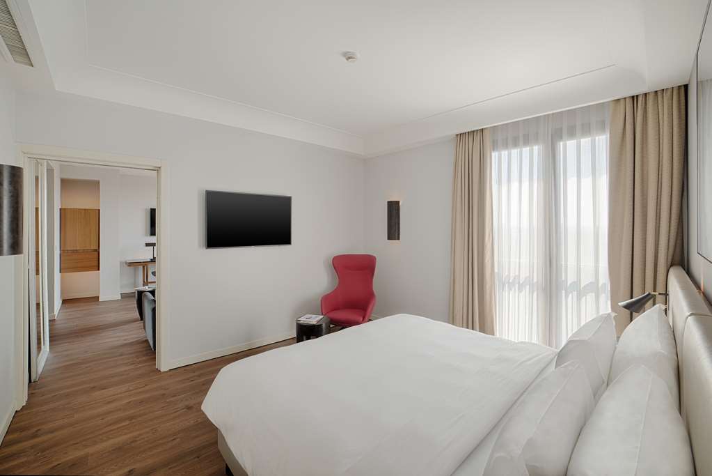 Фото Radisson Blu Hotel Milan