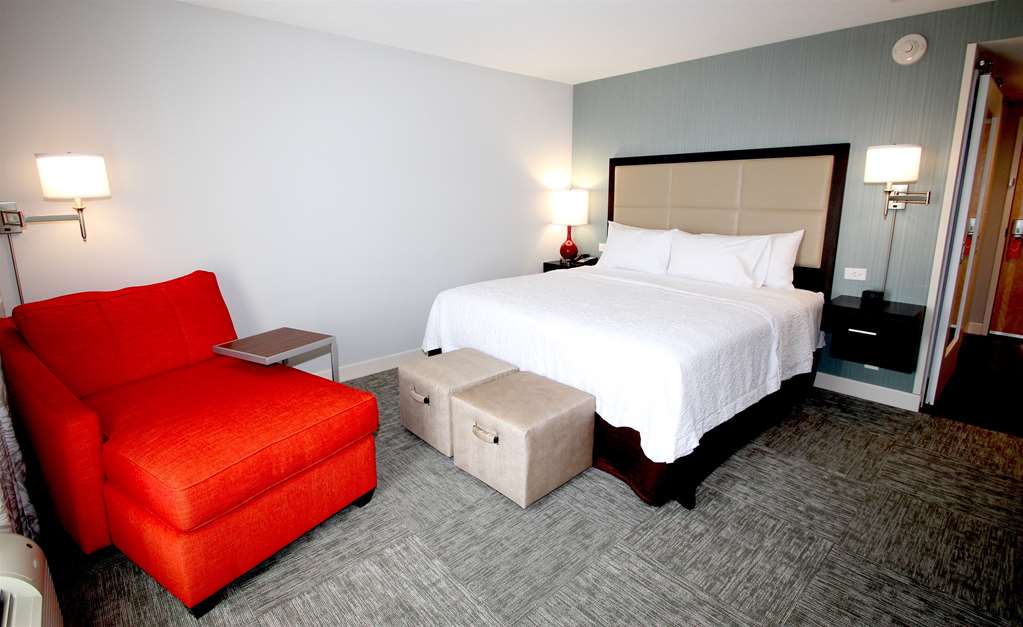 Фото Hampton Inn Suffolk