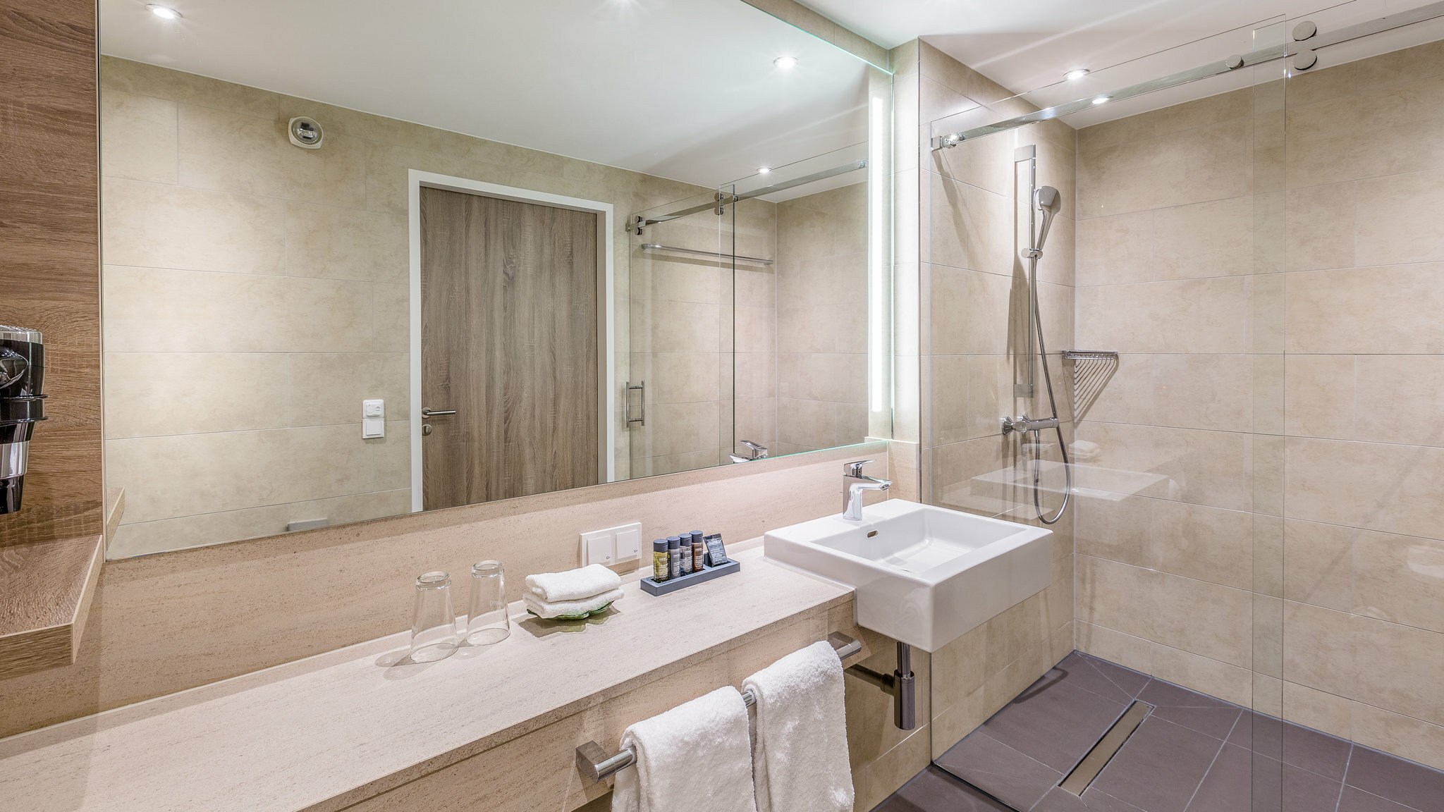 Фото Holiday Inn Express Munich - City East, an Ihg Hotel