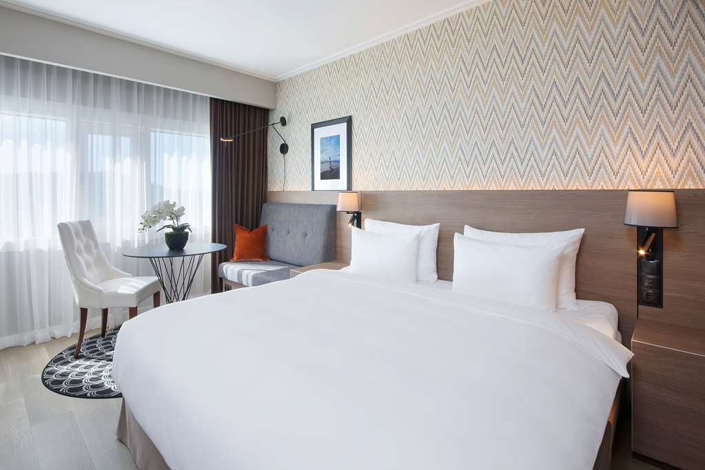 Фото Radisson Blu Plaza Hotel, Oslo