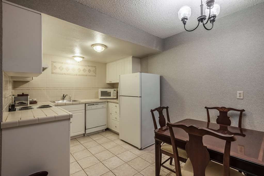 Фото SureStay Hotel by Best Western SeaTac Airport North