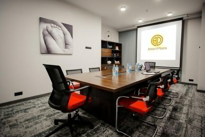 Фото Ameri Plaza