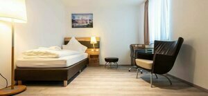 Гостиница Hotel in Laisen в Ройтлингене