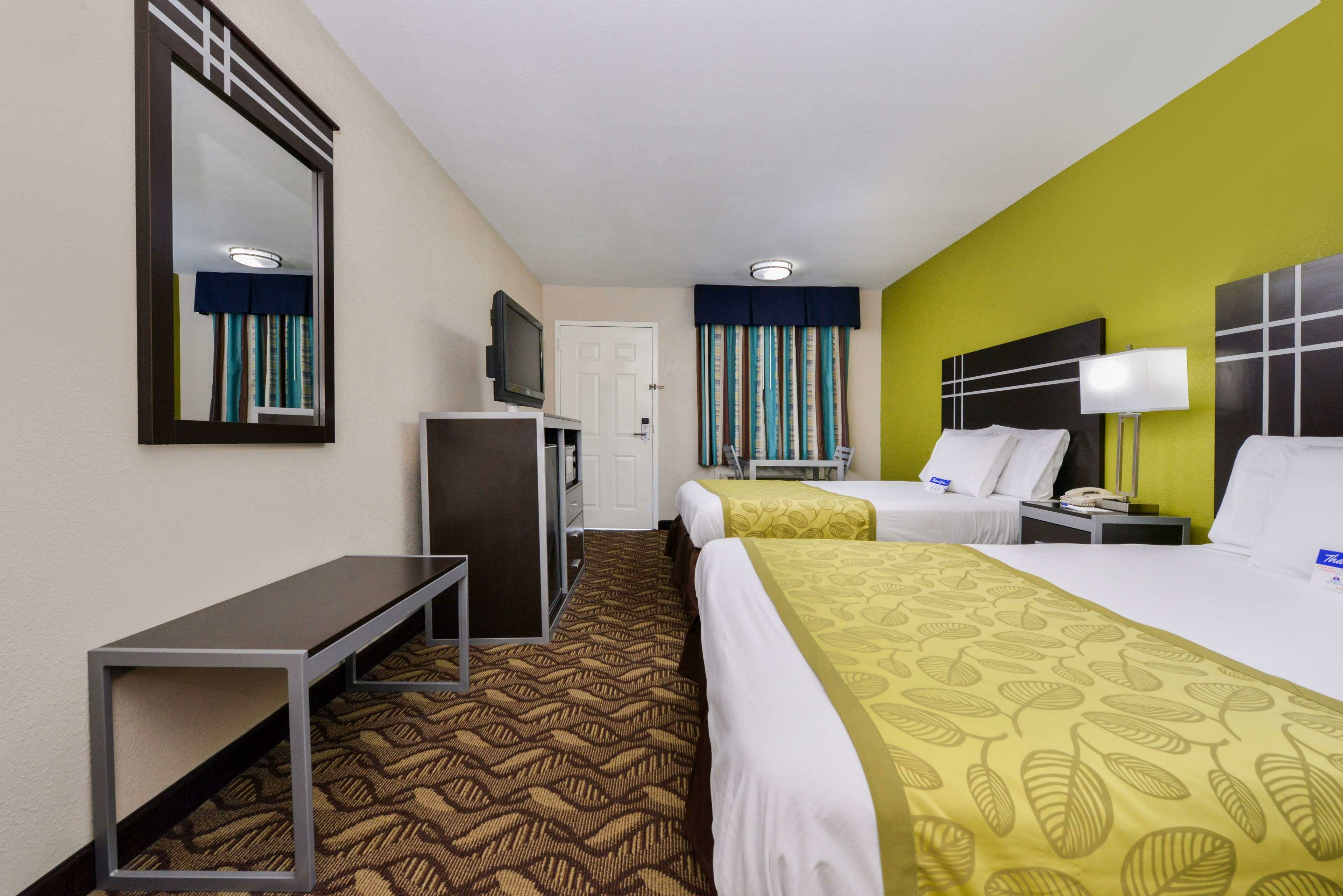 Фото Americas Best Value Inn Pasadena Houston