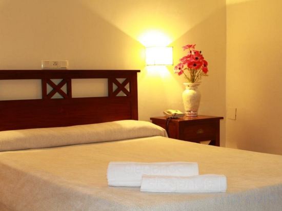 Фото Hotel Sireno Torremolinos