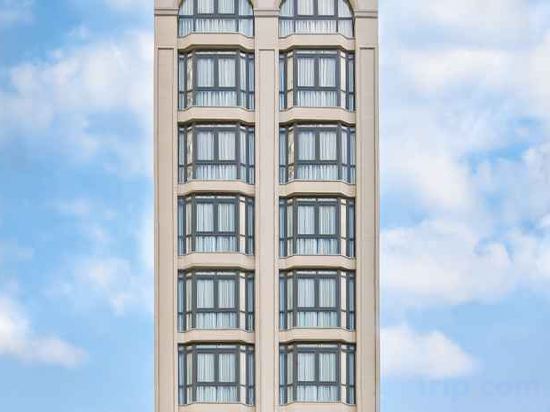 Фото Halina Hotel And Apartment