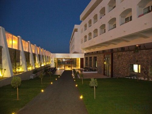 Внешний вид отеля Petra Mare Hotel в Муниципальной единице Иерапетре, фото 5