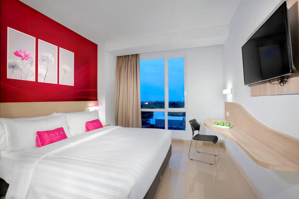 Фото Отель Favehotel Tuban