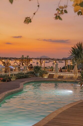 Гостиница Seaesta Komodo - Hostel в Провинции Восточные Малые Зондские острова