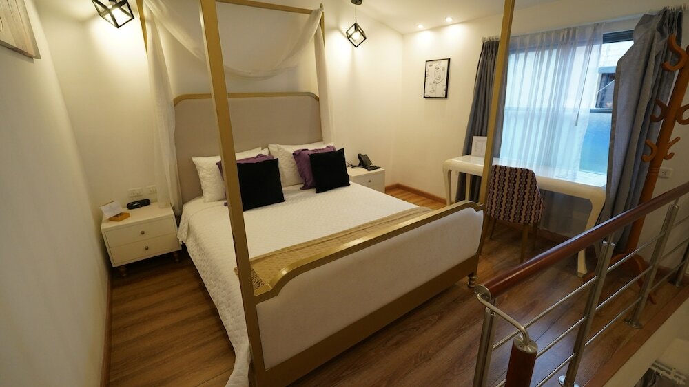 Фото Adamas House Hotel