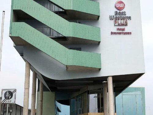 Внешний вид отеля Best Western Plus Hotel Bremerhaven в Бремерхафене, фото 4